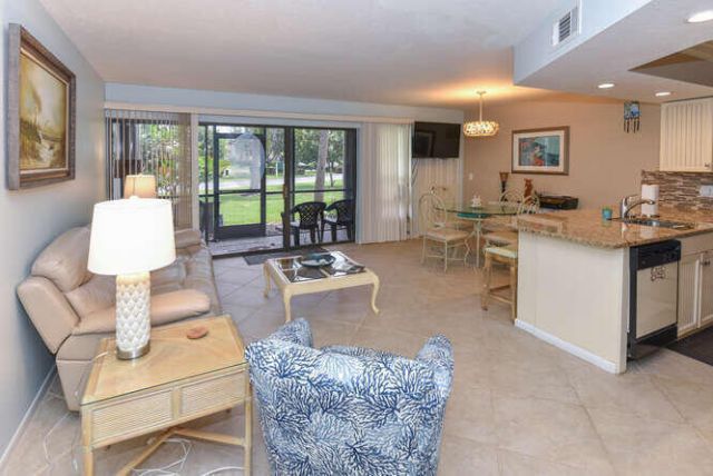 1605 Us-1, Unit V2-103, Jupiter, FL 33477 Photo