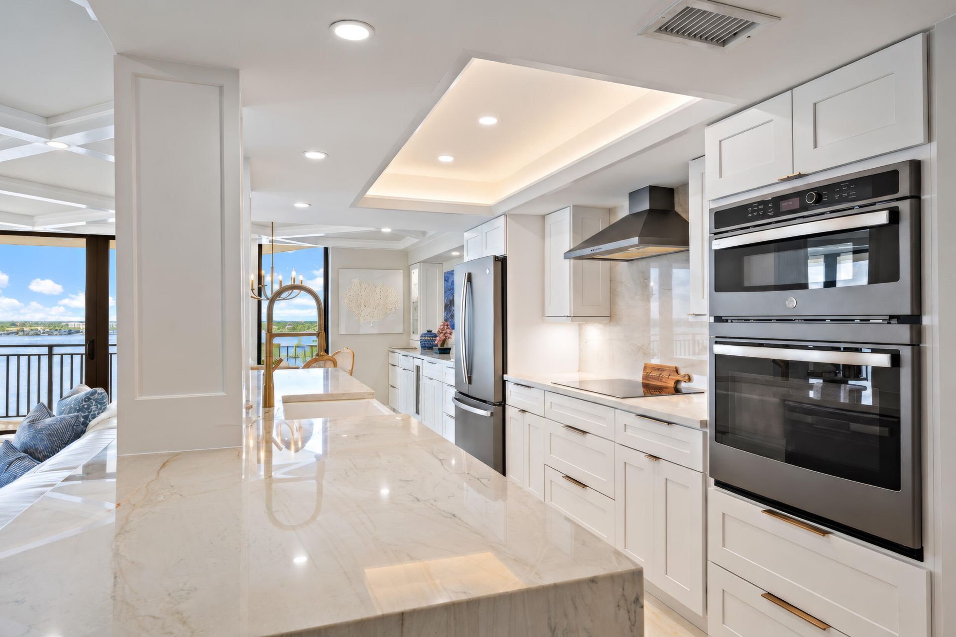5460 N Ocean Drive, Unit 12-C, Singer Island, FL 33404 Photo
