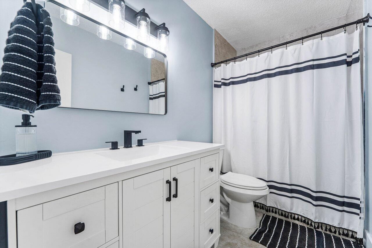 562 SE 27th Terrace, Boynton Beach, FL 33435 Photo