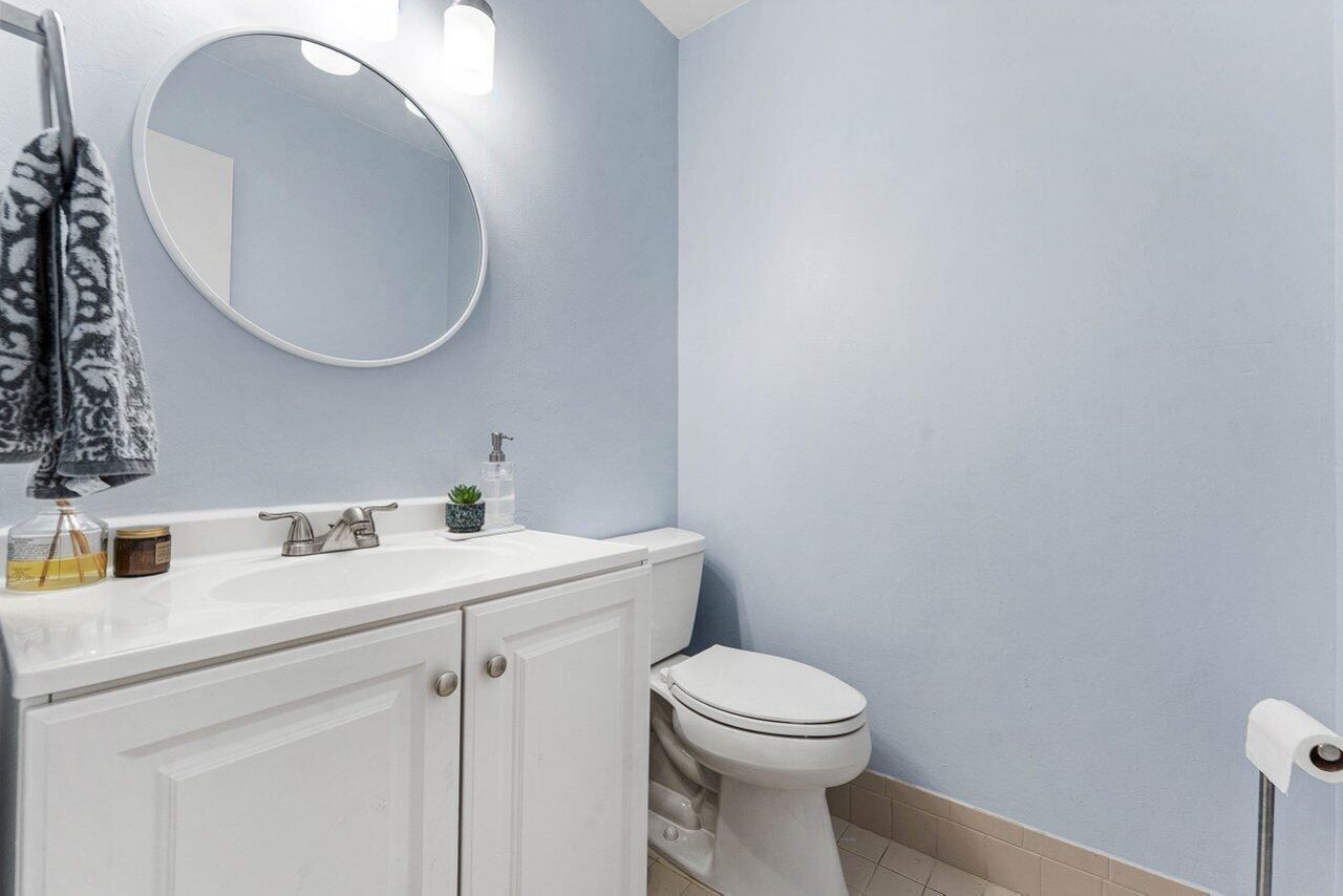 562 SE 27th Terrace, Boynton Beach, FL 33435 Photo