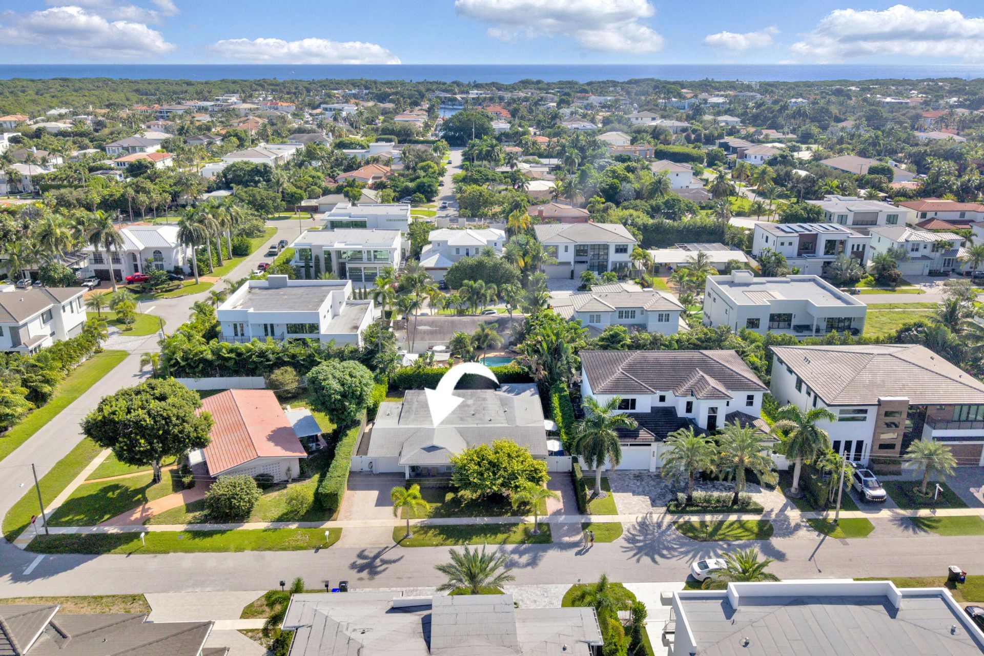 1070 NE 2nd Terrace, Boca Raton, FL 33432 Photo