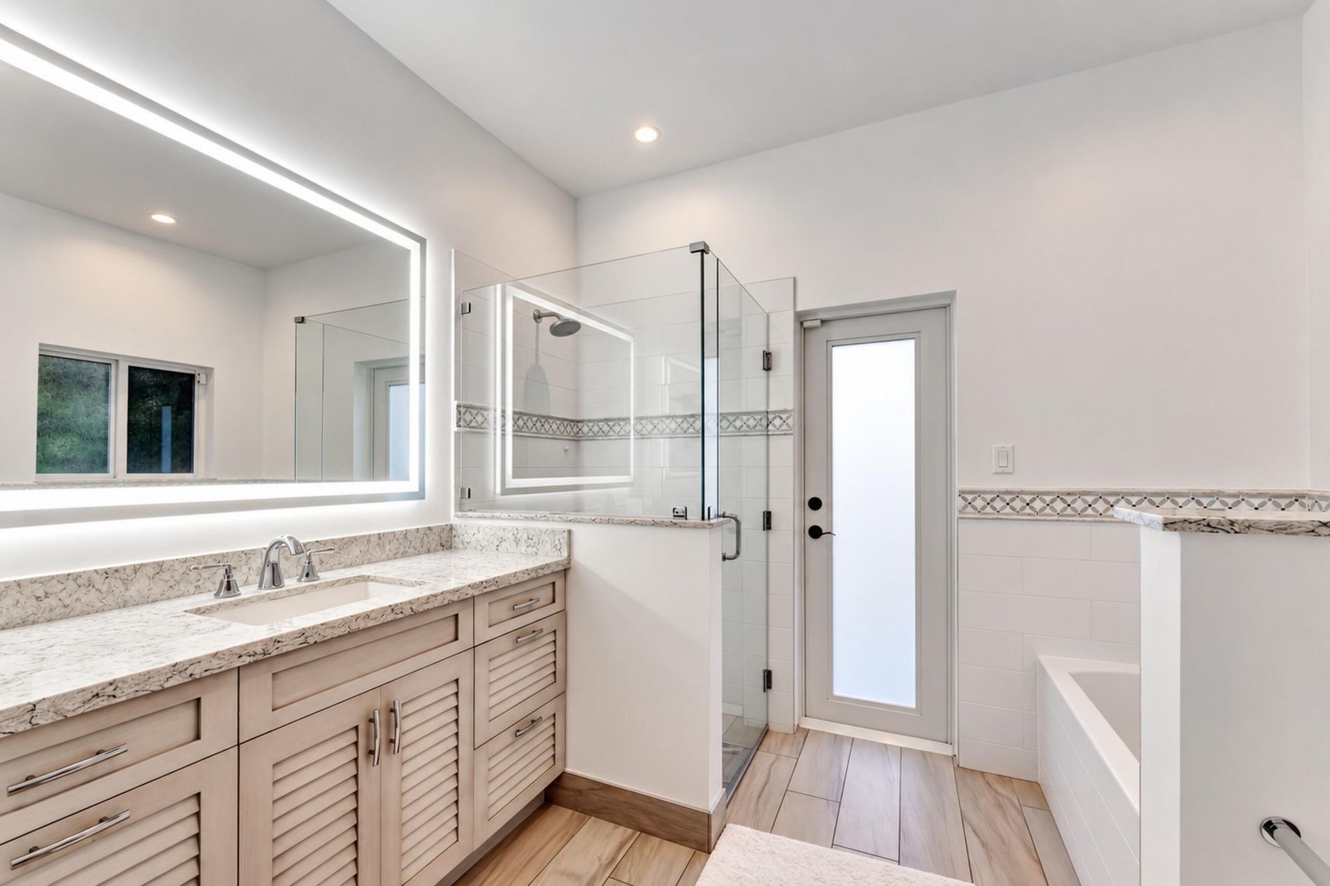 1070 NE 2nd Terrace, Boca Raton, FL 33432 Photo