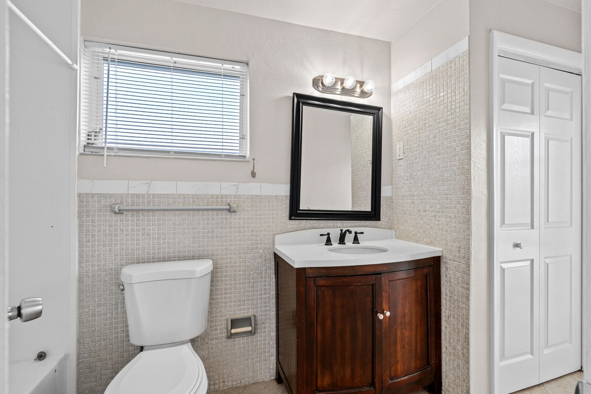 1700 SW 5th Avenue, Pompano Beach, FL 33060 Photo