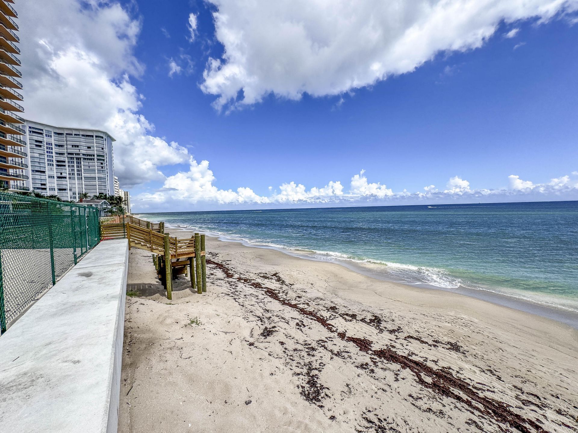 5070 N Ocean Drive, Unit 5C, Singer Island, FL 33404 Photo