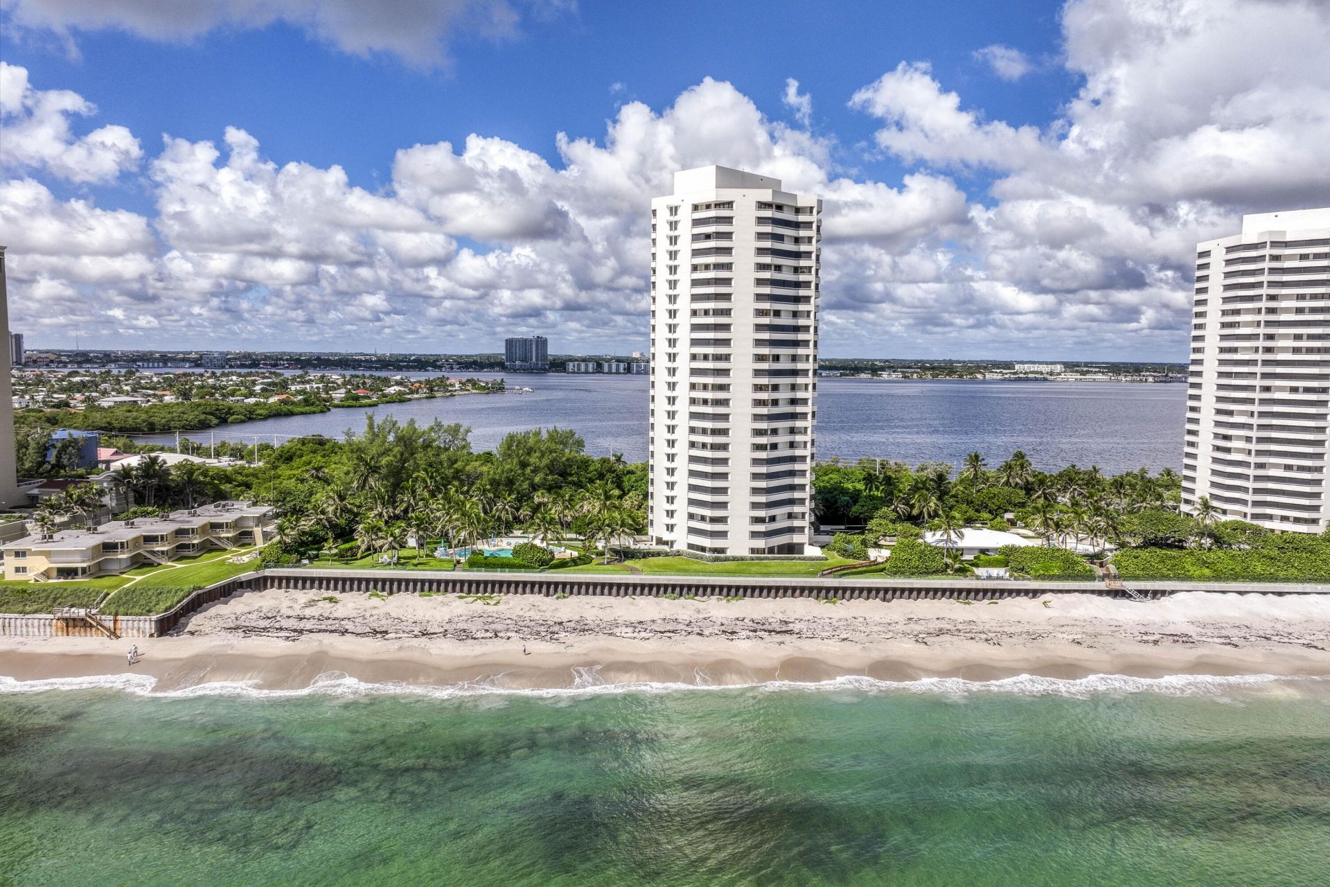 5070 N Ocean Drive, Unit 5C, Singer Island, FL 33404 Photo