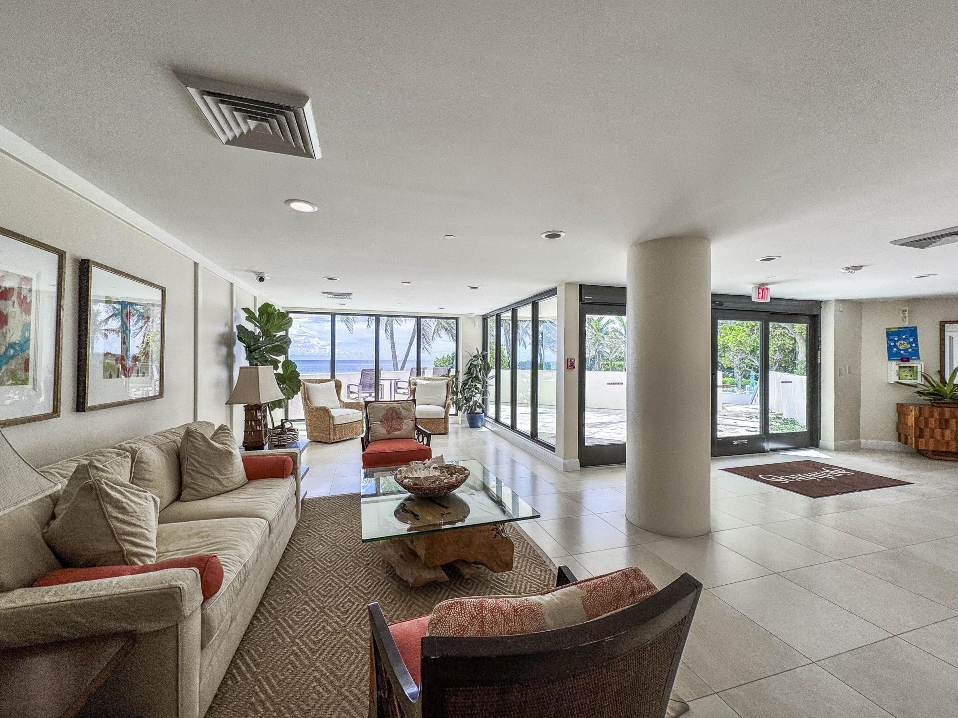 5070 N Ocean Drive, Unit 5C, Singer Island, FL 33404 Photo