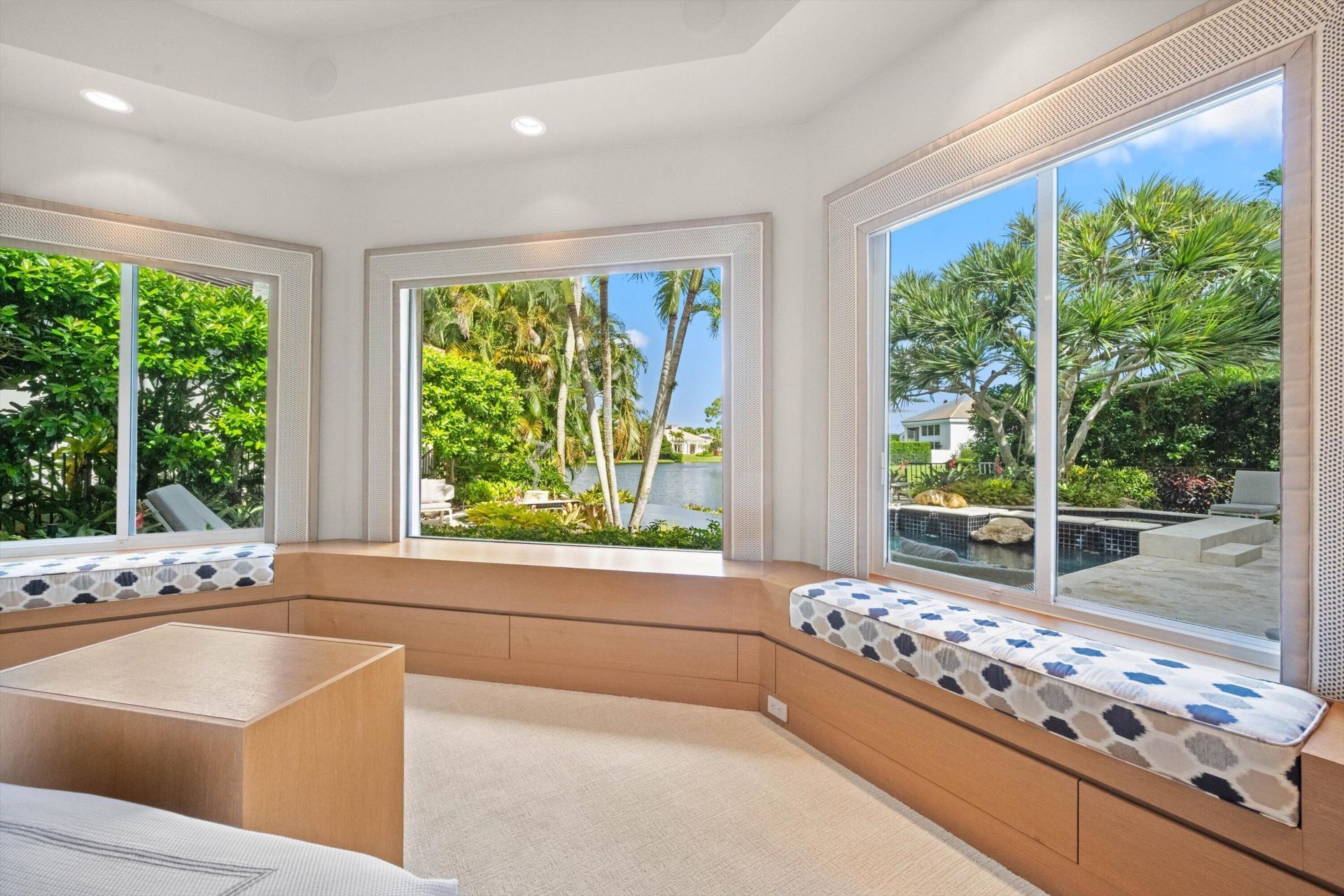 136 Echo Drive, Jupiter, FL 33458 Photo