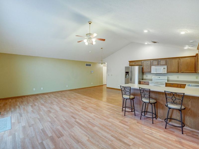 4650 Eastridge Street, Springfield, OH 45503 Photo 8