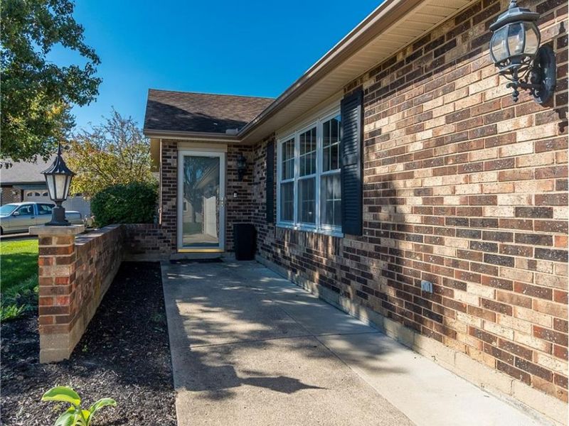 721 Rockridge Cir Circle, Vandalia, OH 45377 Photo 3