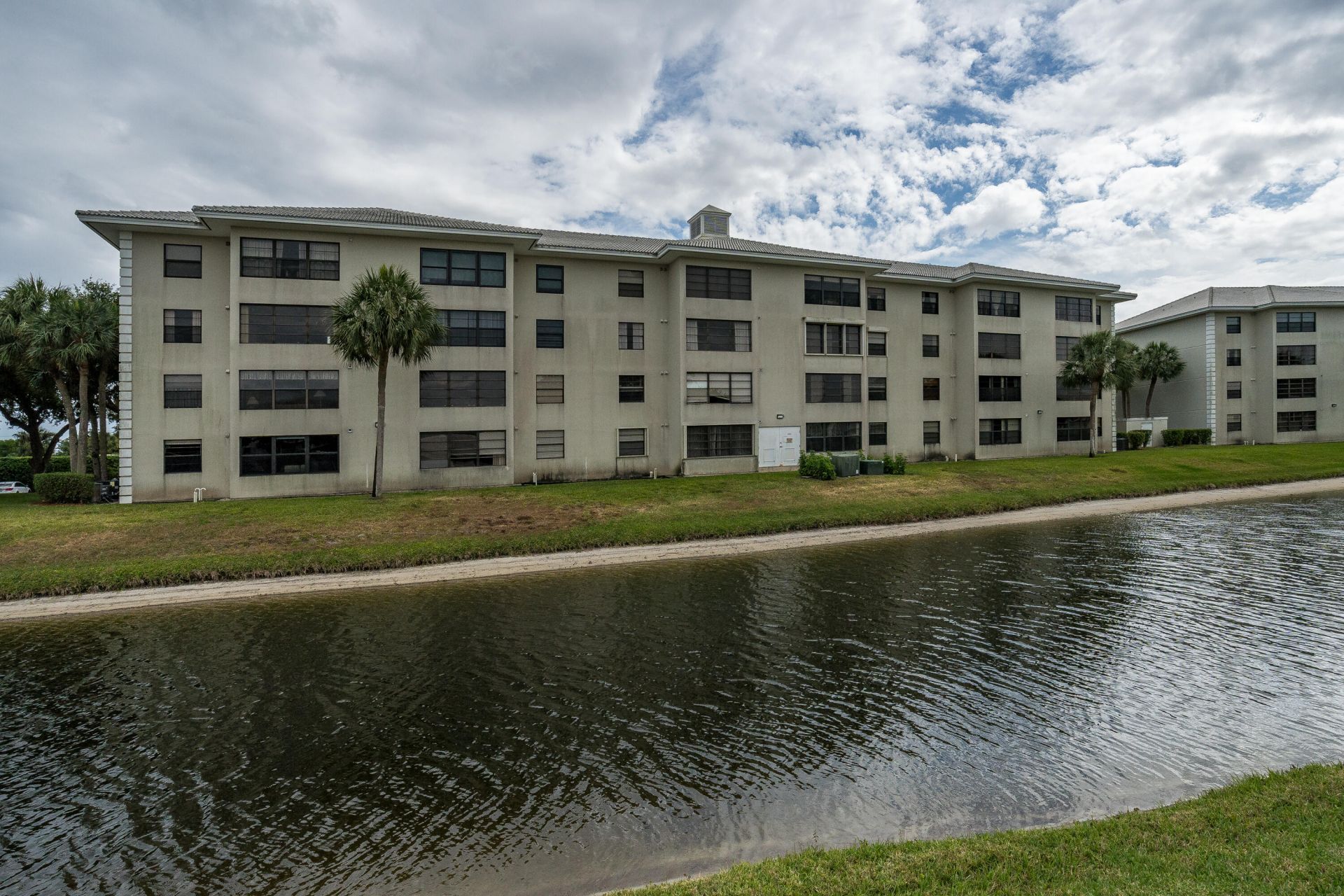 6037 Balboa Circle, Unit 403, Boca Raton, FL 33433 Photo