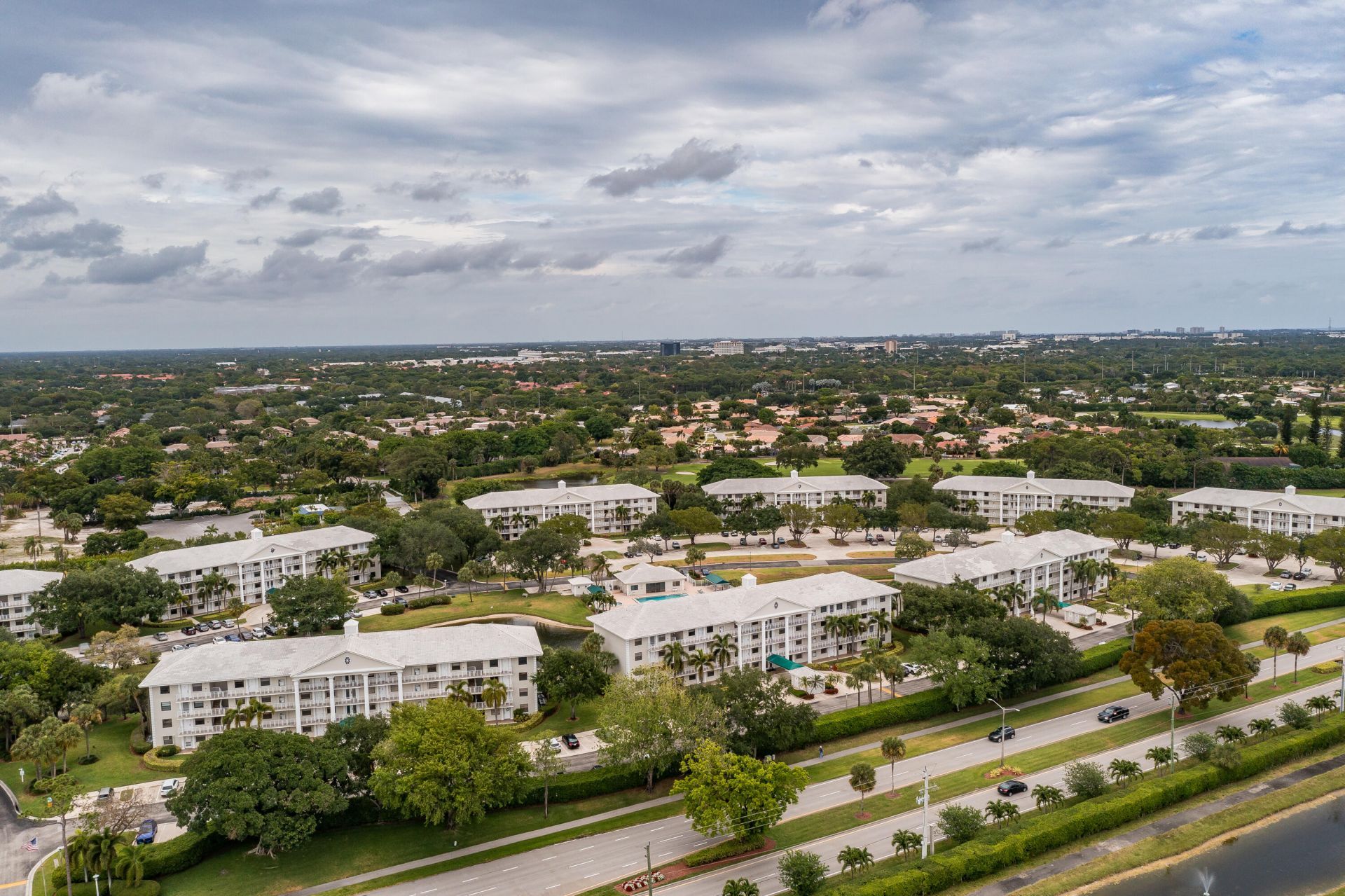 6037 Balboa Circle, Unit 403, Boca Raton, FL 33433 Photo