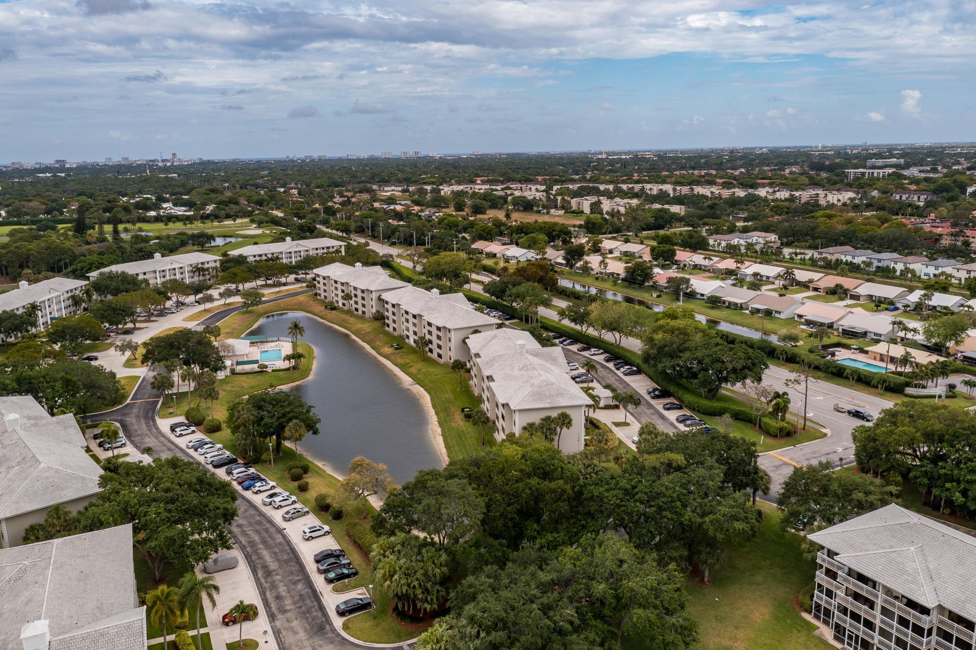 6037 Balboa Circle, Unit 403, Boca Raton, FL 33433 Photo