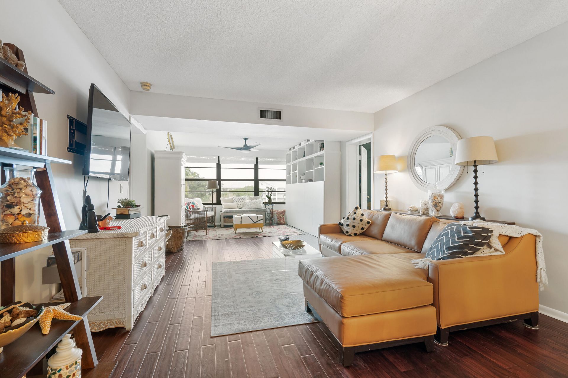 6037 Balboa Circle, Unit 403, Boca Raton, FL 33433 Photo