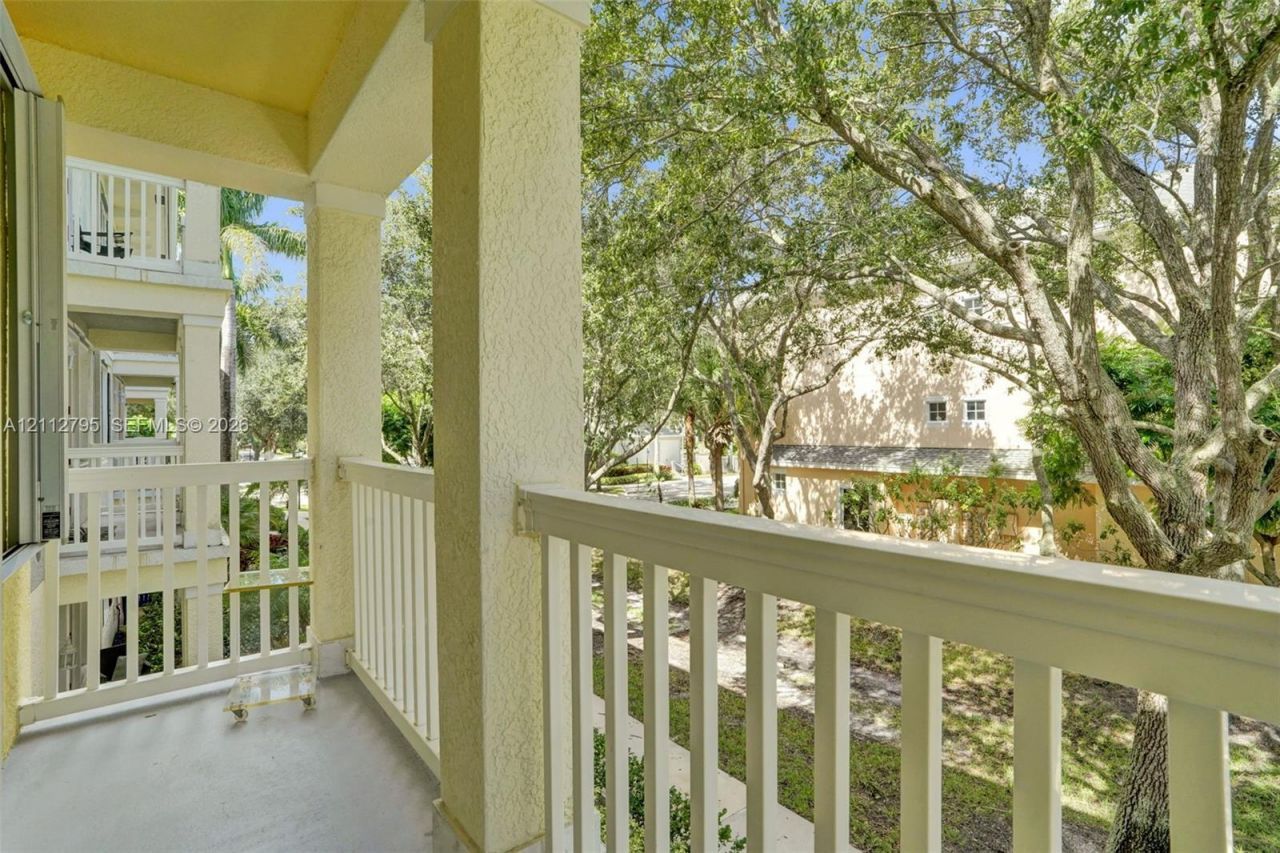 275 Murcia Dr, Unit 205, Jupiter, FL 33458 Photo