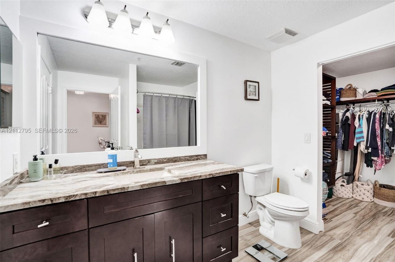 275 Murcia Dr, Unit 205, Jupiter, FL 33458 Photo