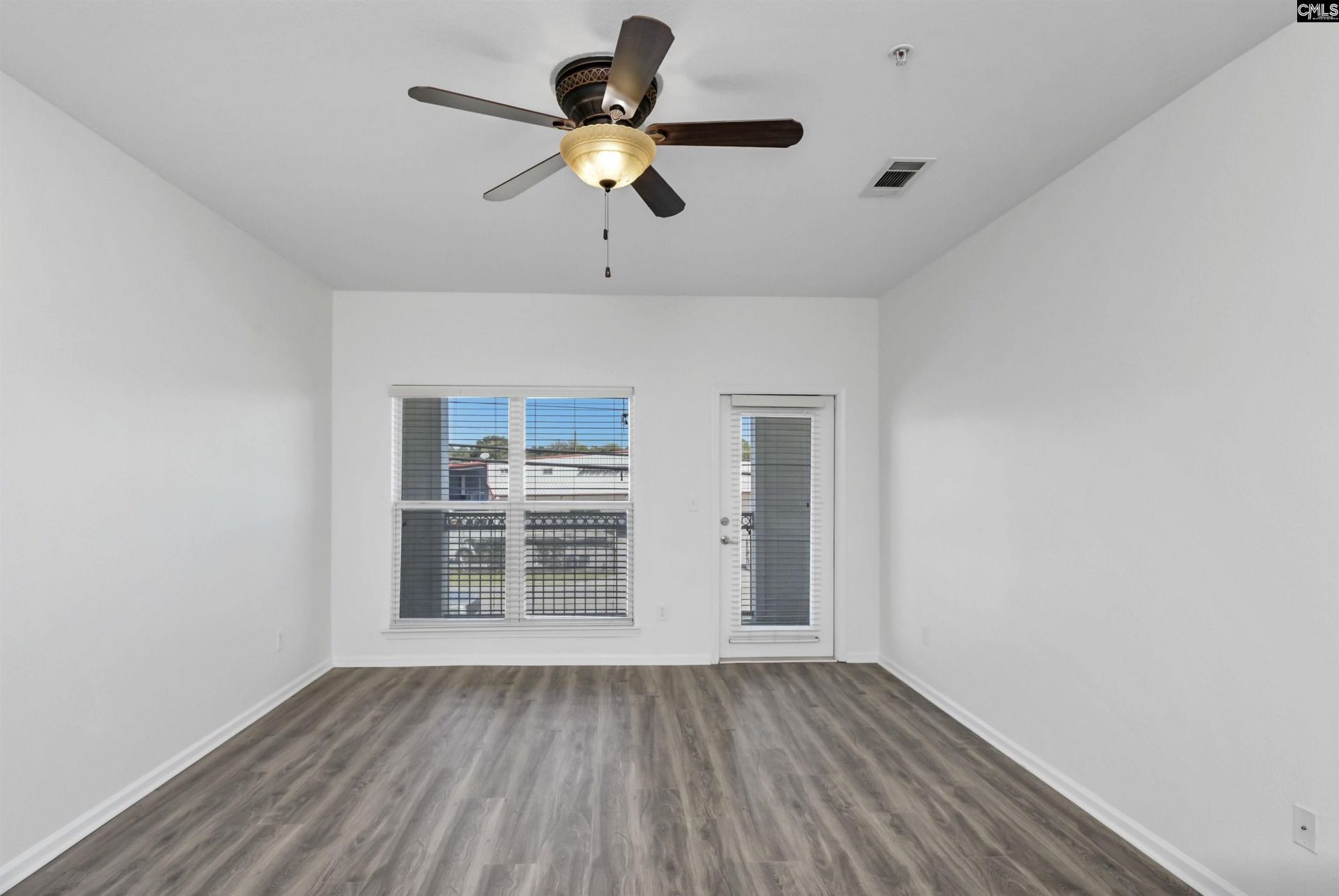 1085 Shop Road Photo 13