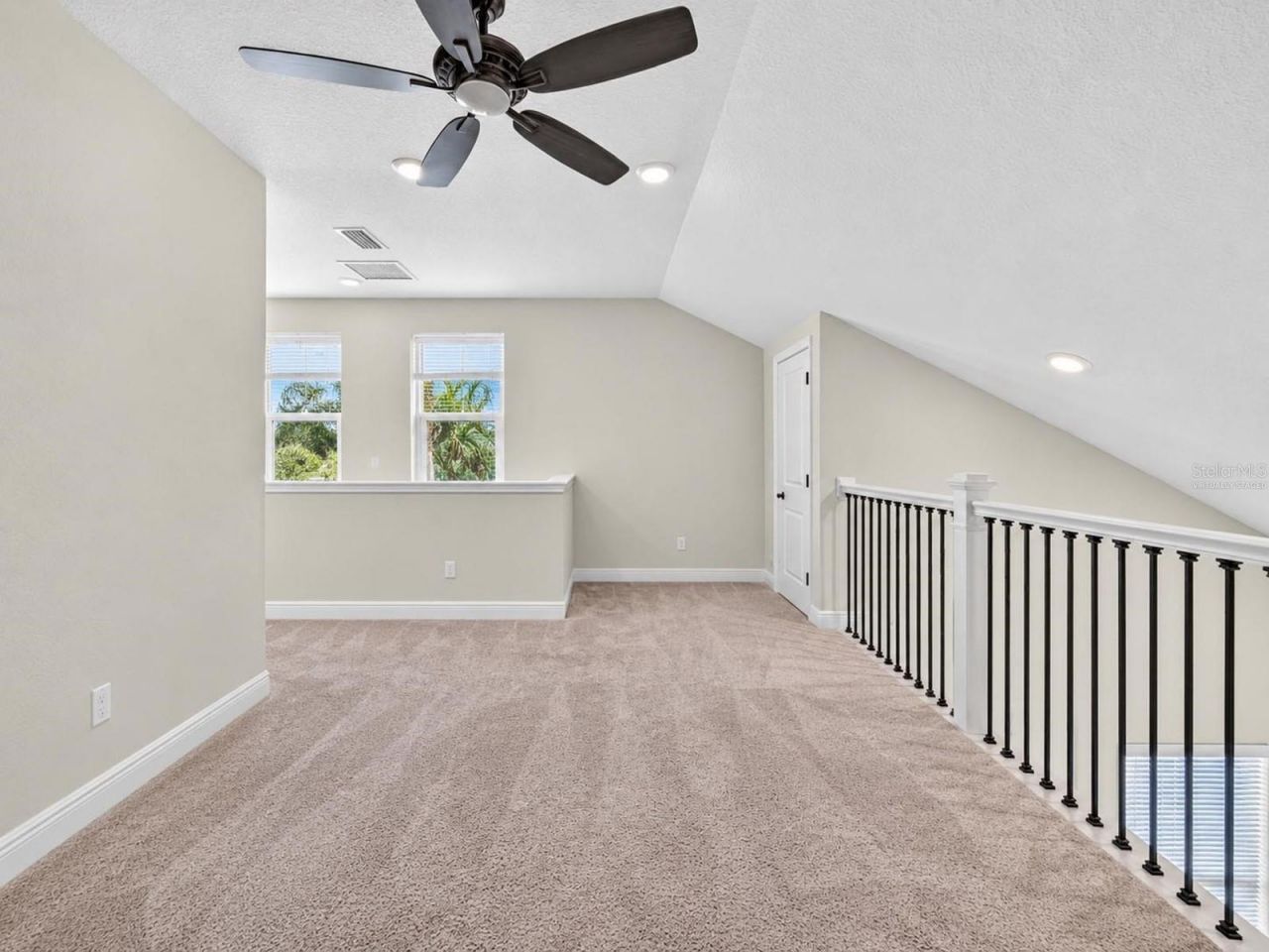 2555 Ruffing Court , Sarasota, FL 34237 Photo
