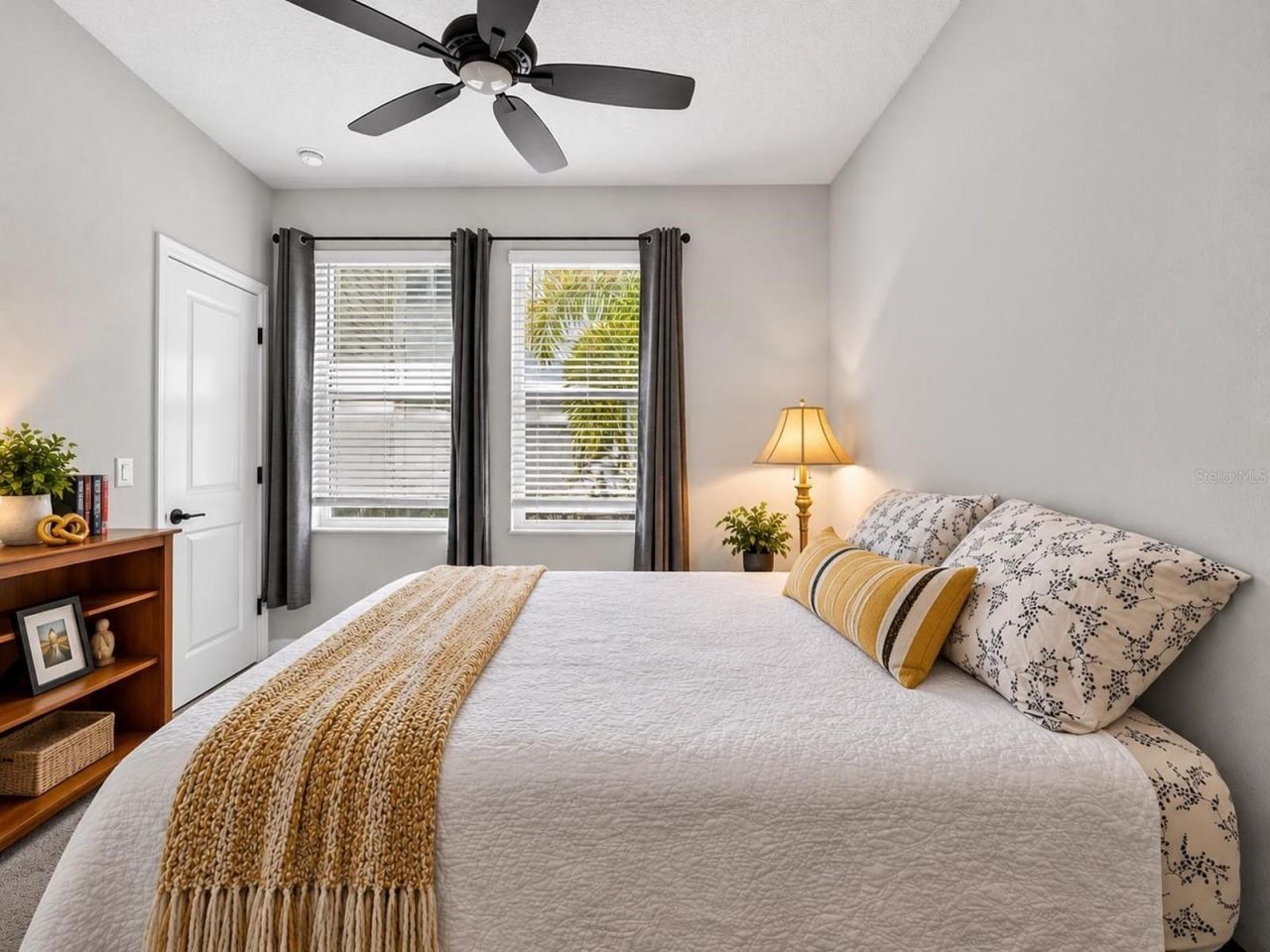 2555 Ruffing Court , Sarasota, FL 34237 Photo