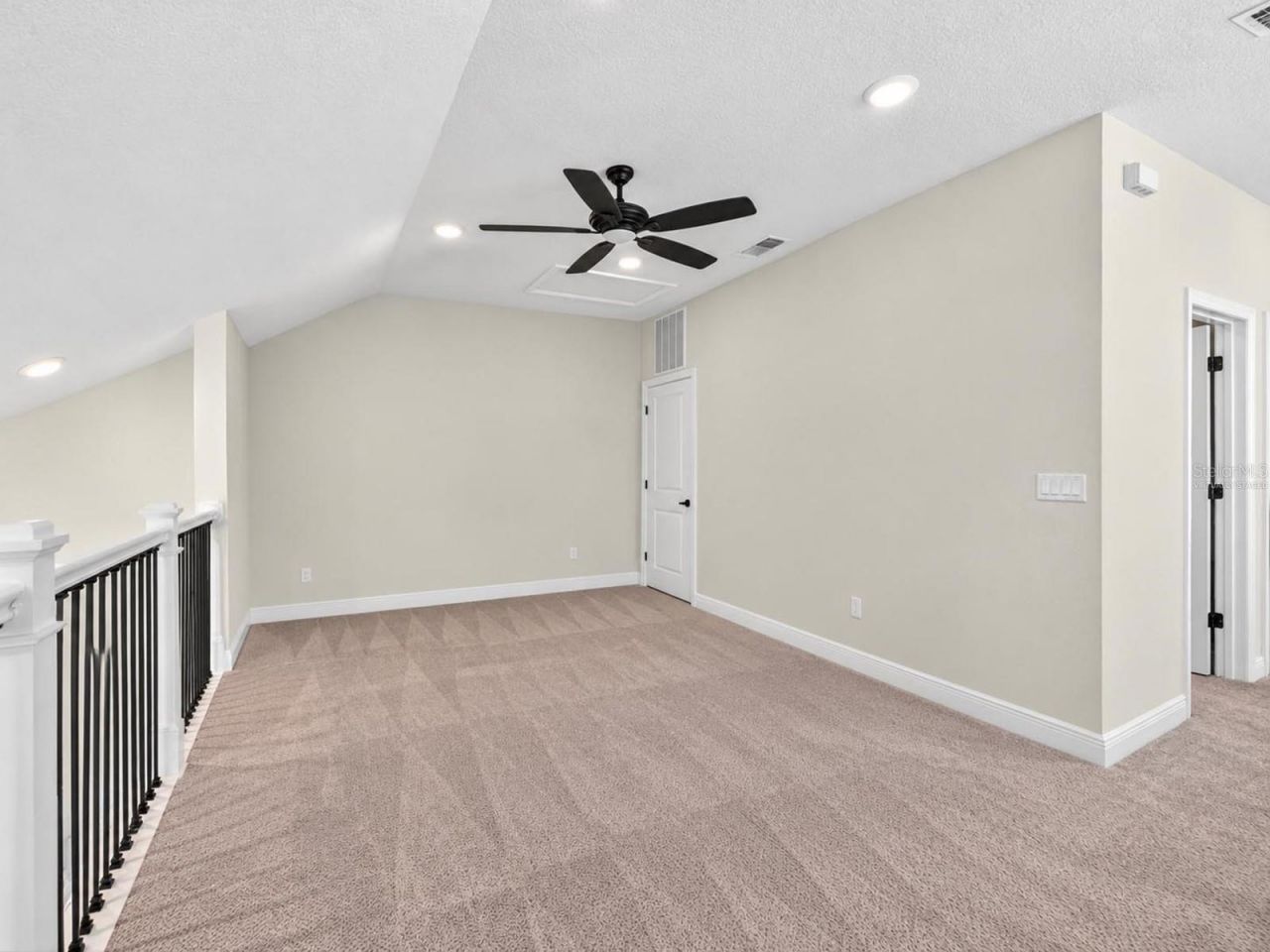 2555 Ruffing Court , Sarasota, FL 34237 Photo
