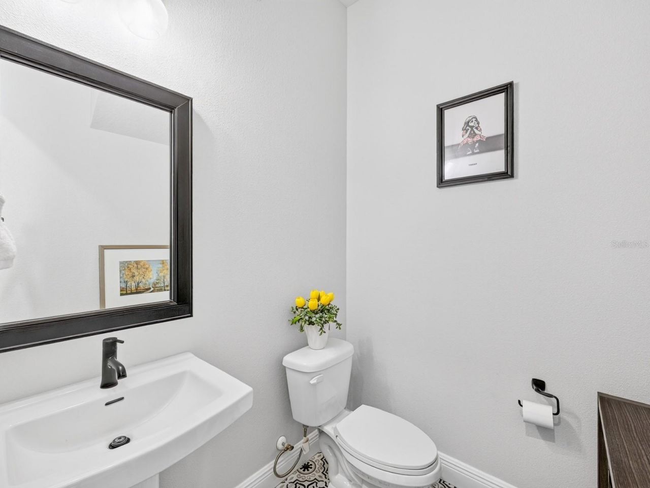 2555 Ruffing Court , Sarasota, FL 34237 Photo