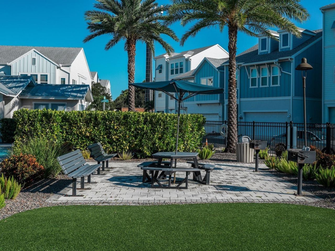 2555 Ruffing Court , Sarasota, FL 34237 Photo