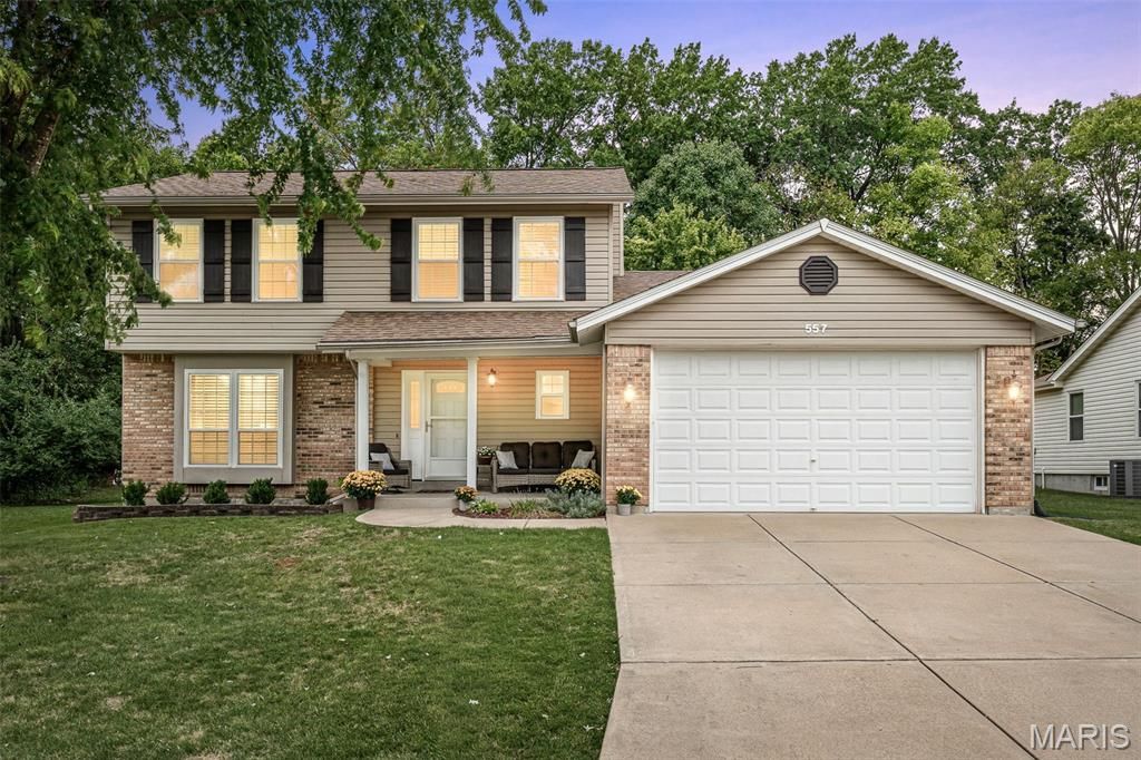 557 Pioneer Drive , Saint Peters, MO 63376 Main Photo