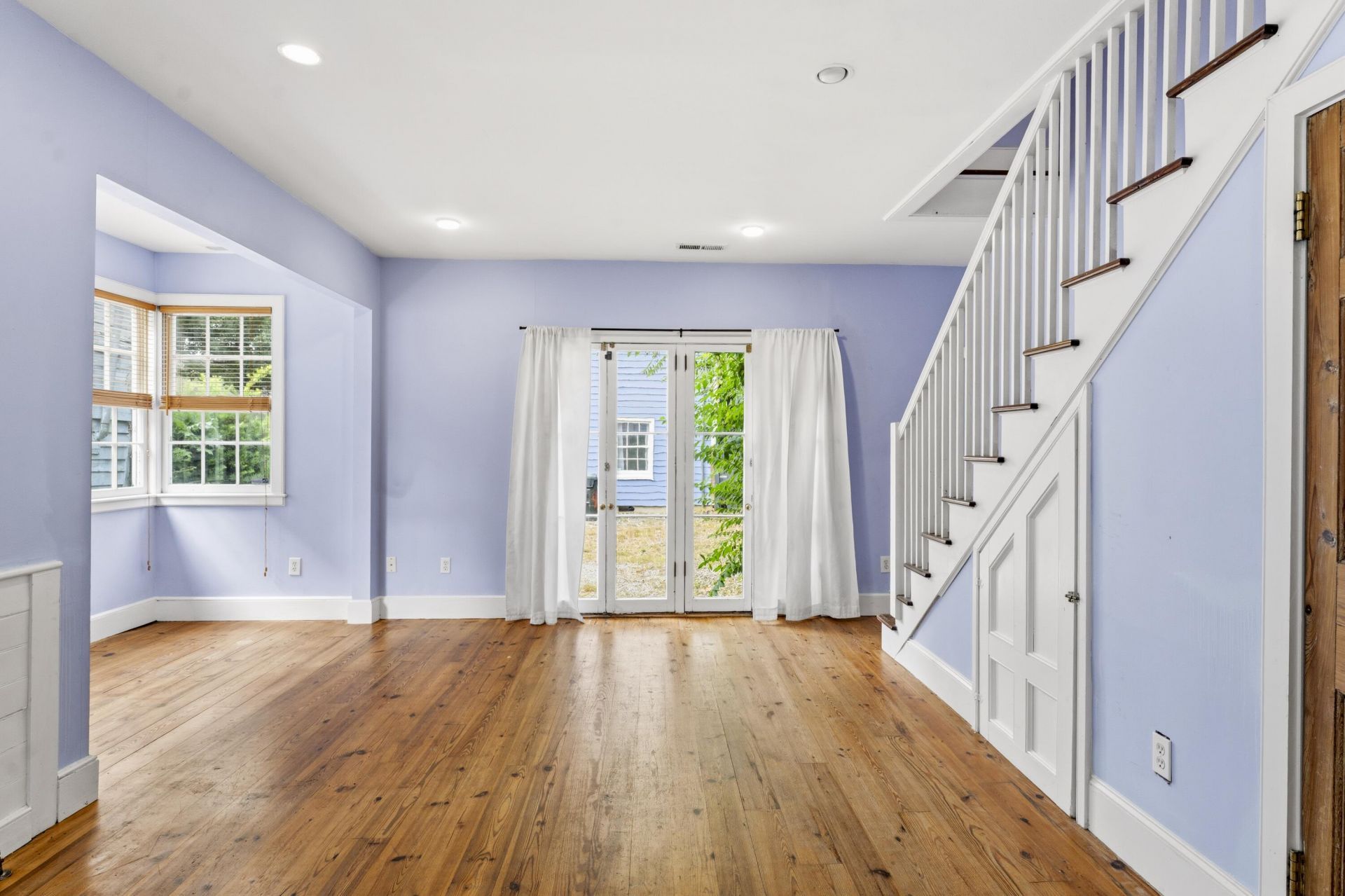 4 Bogard Street Photo 8