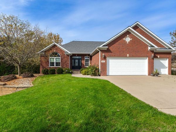 311 W 6th Avenue Court , Coal Valley, IL 61240