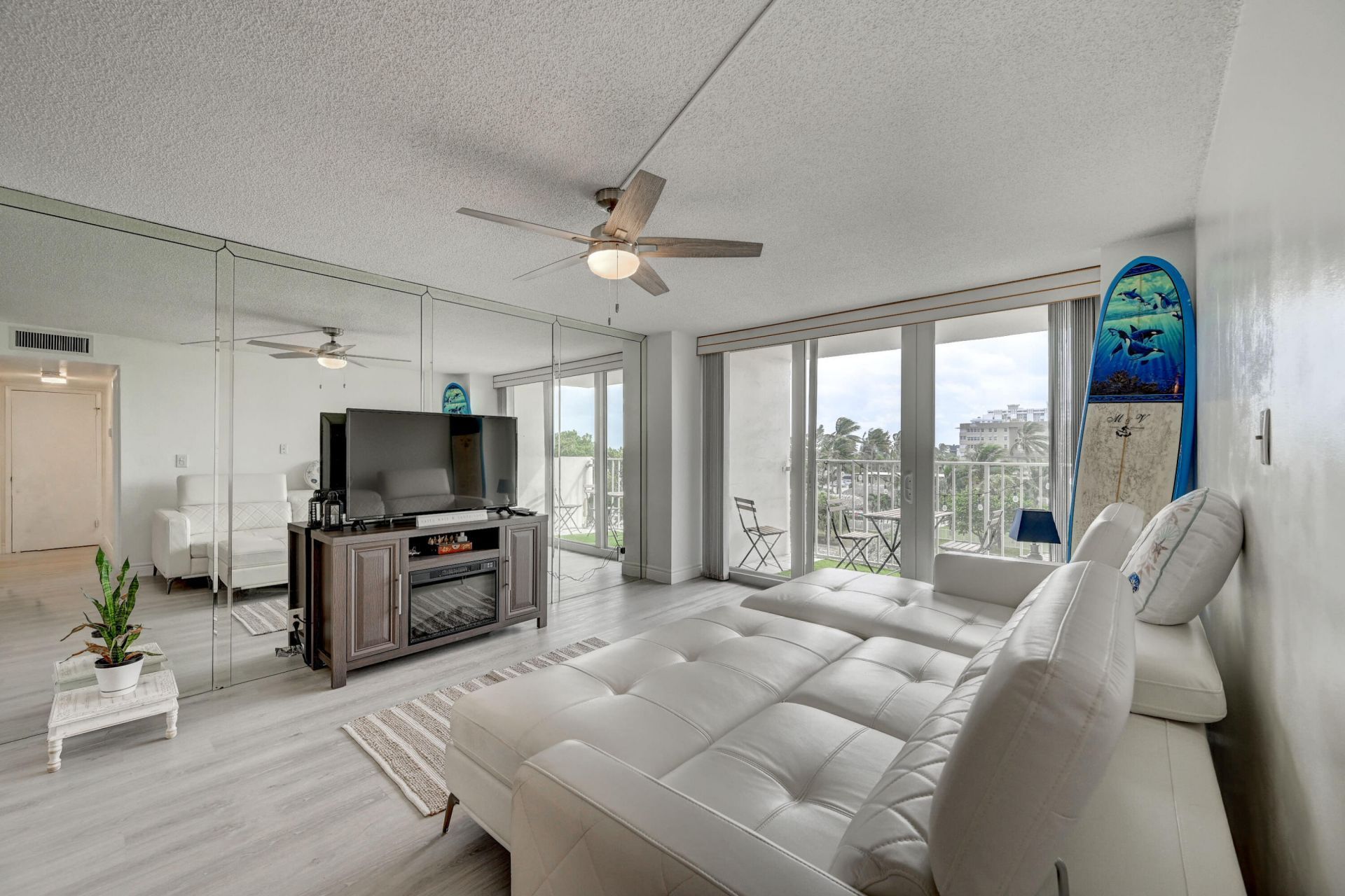 111 Briny Avenue, Unit 410, Pompano Beach, FL 33062 Photo
