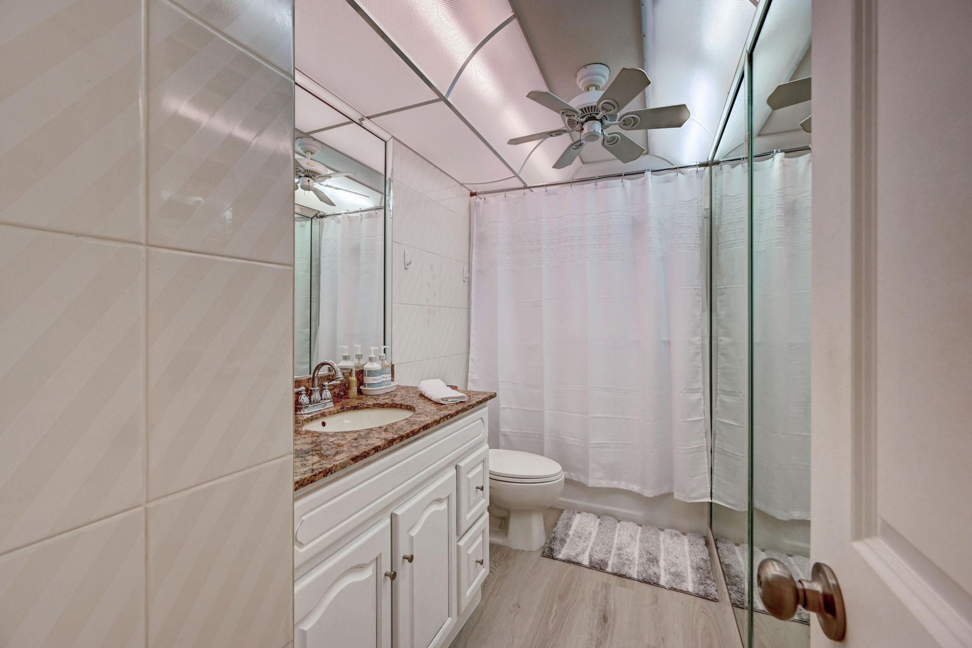 111 Briny Avenue, Unit 410, Pompano Beach, FL 33062 Photo