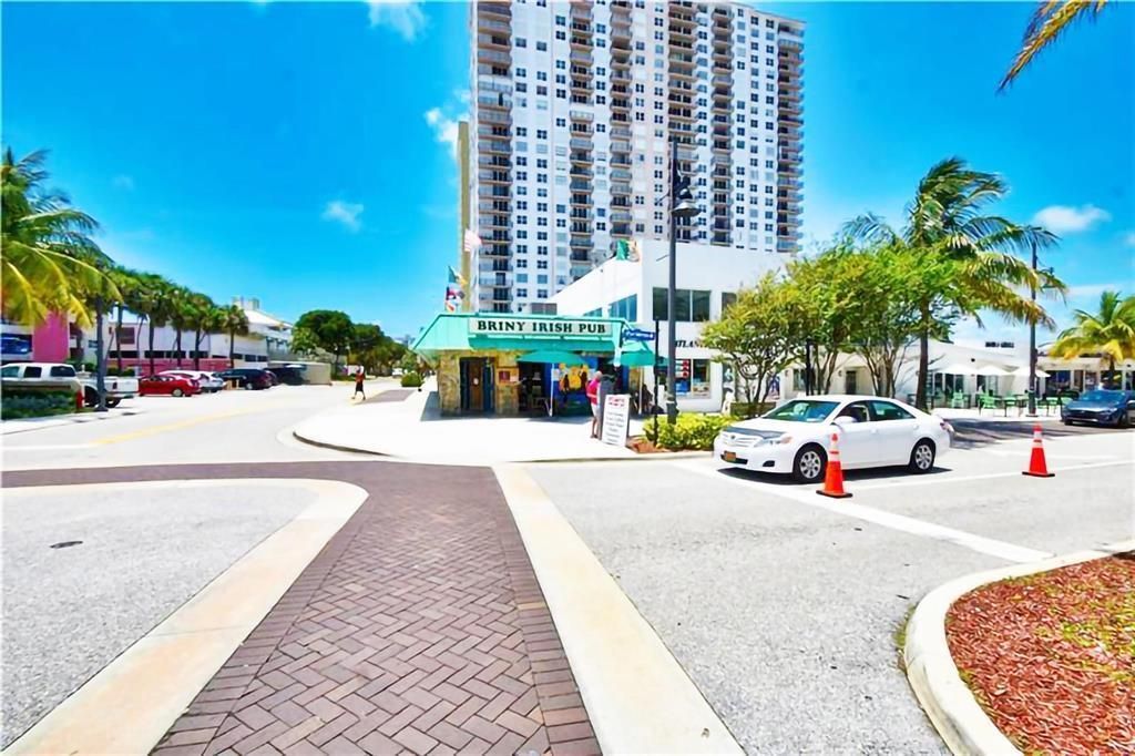 111 Briny Avenue, Unit 410, Pompano Beach, FL 33062 Photo