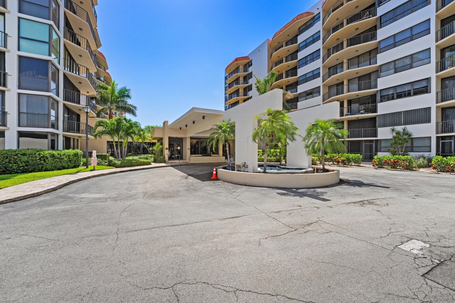 859 Jeffery Street, Unit 512, Boca Raton, FL 33487 Photo