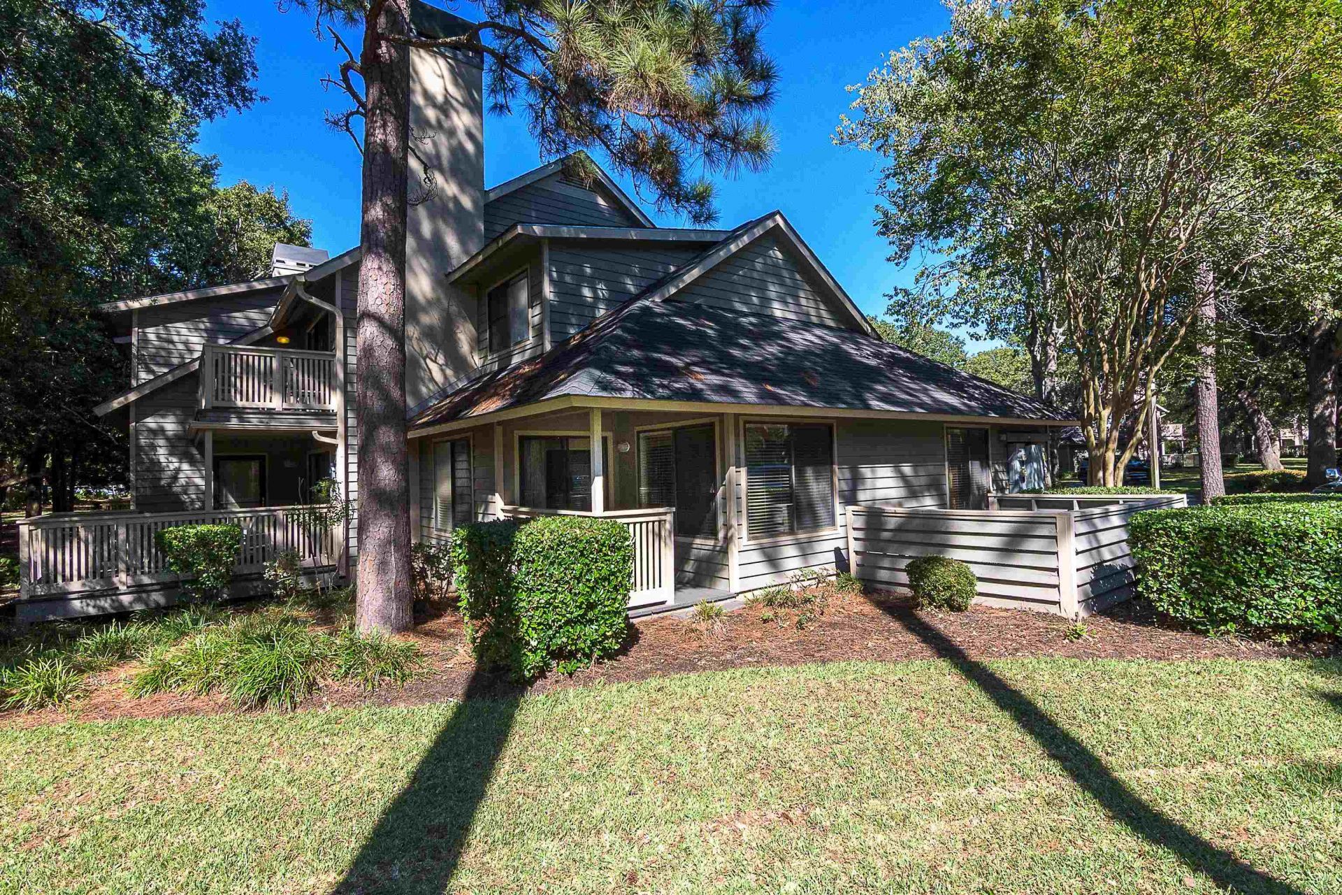 230 Westleton Dr.  Photo 4