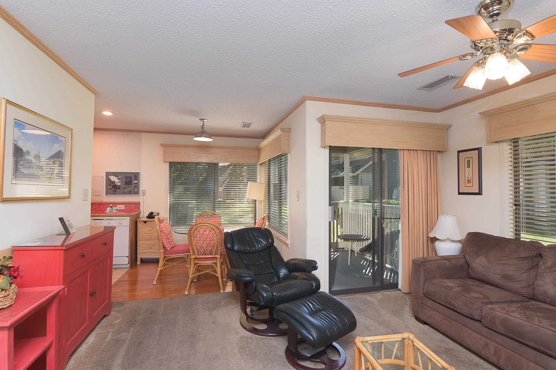 230 Westleton Dr.  Photo 6