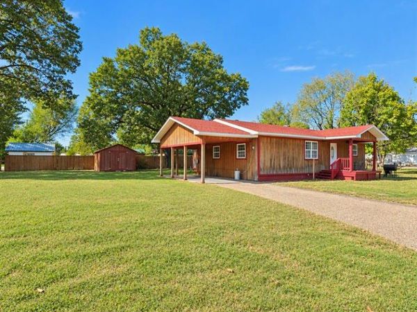 214 N Spiker Street , Bernie, MO 63822