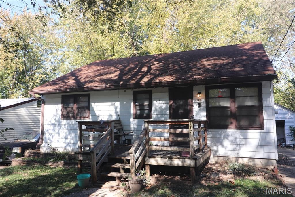 117 Becker Drive, Hazelwood, MO 63135 Main Photo
