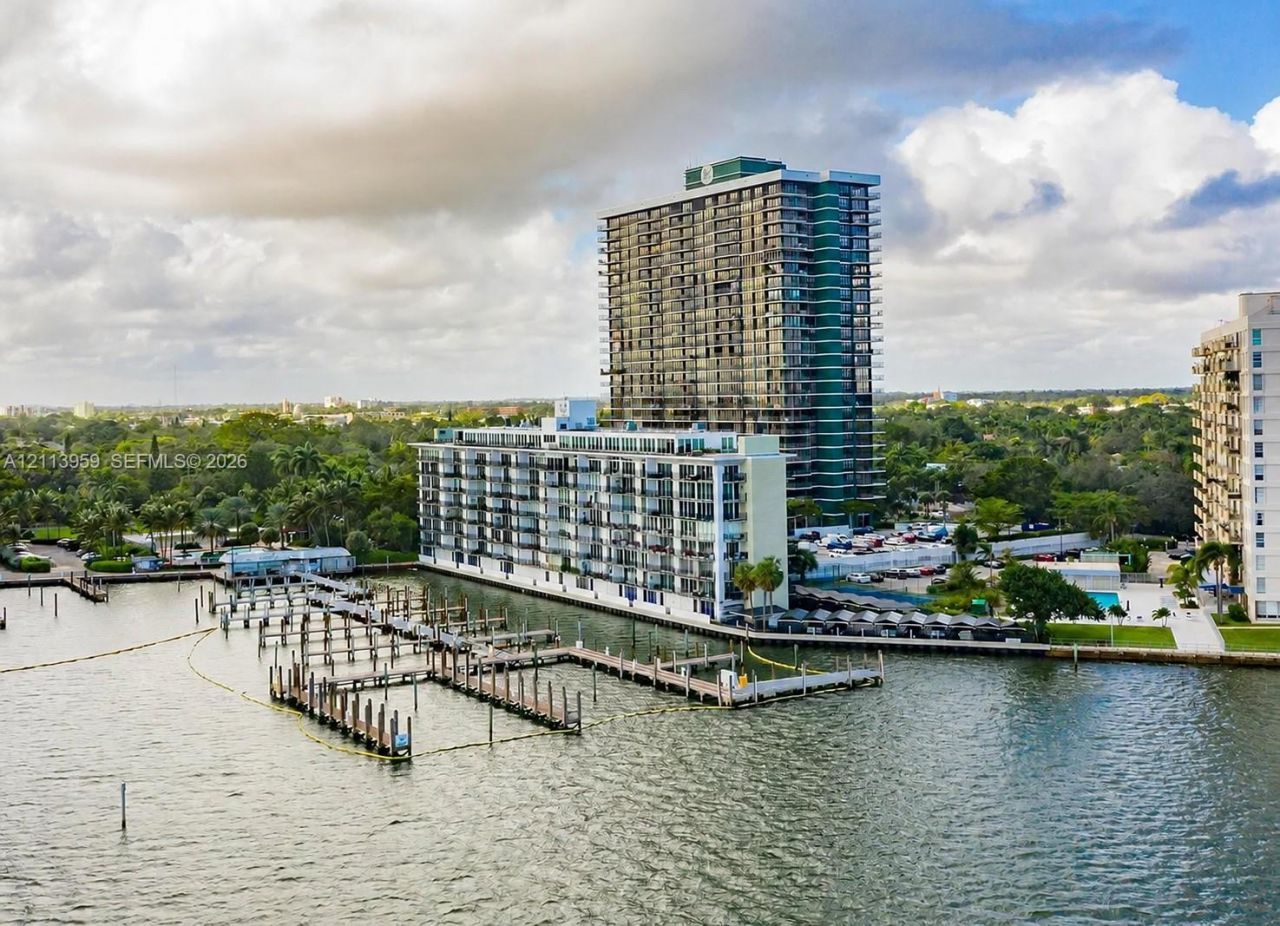770 NE 69th St , Unit 3H, Miami, FL 33138 Photo