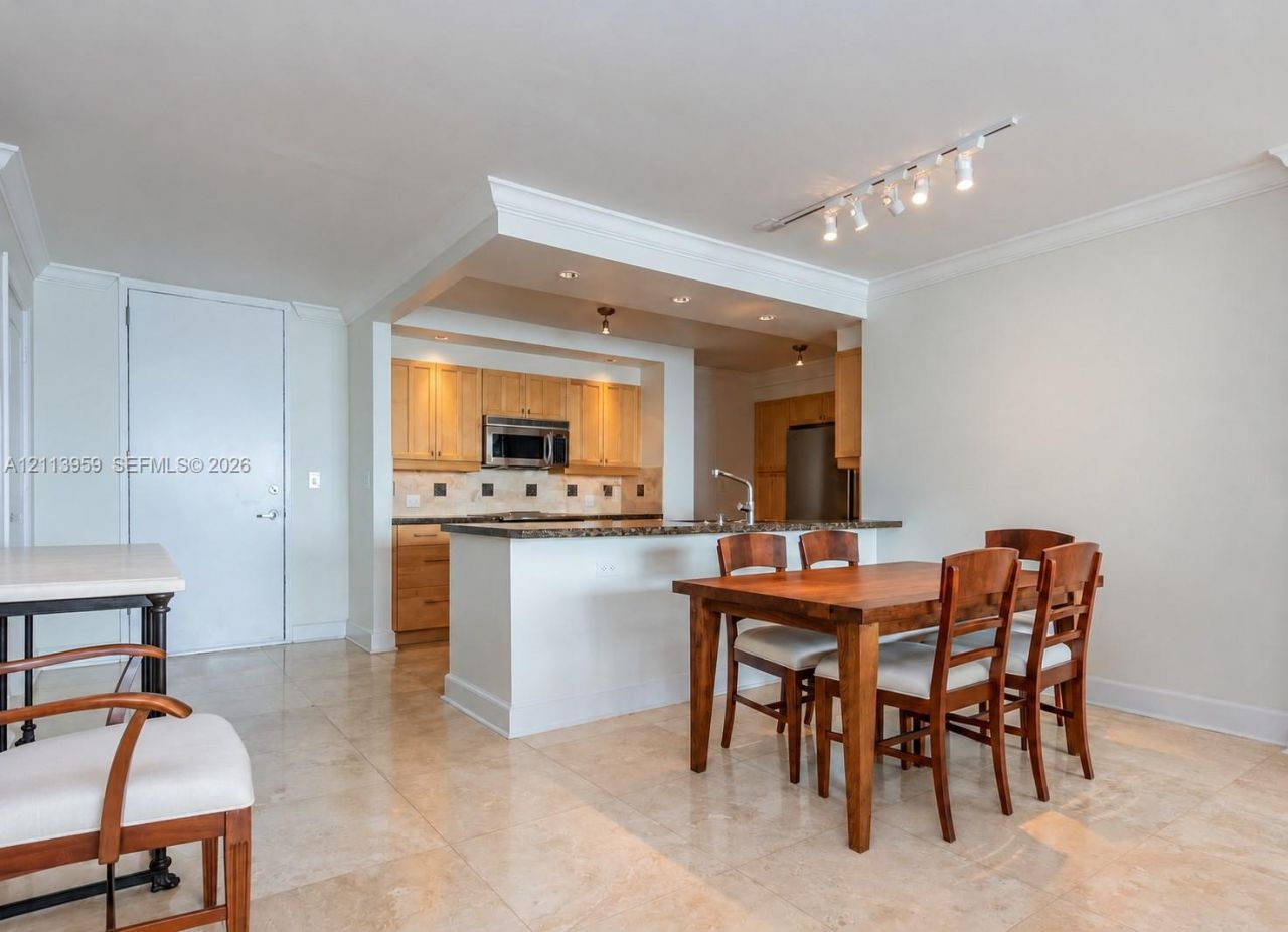770 NE 69th St , Unit 3H, Miami, FL 33138 Photo