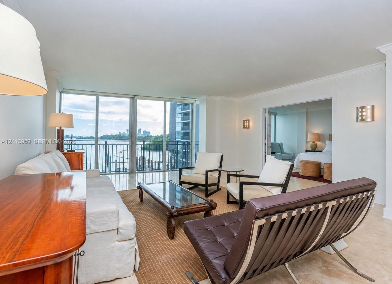 770 NE 69th St , Unit 3H, Miami, FL 33138 Photo