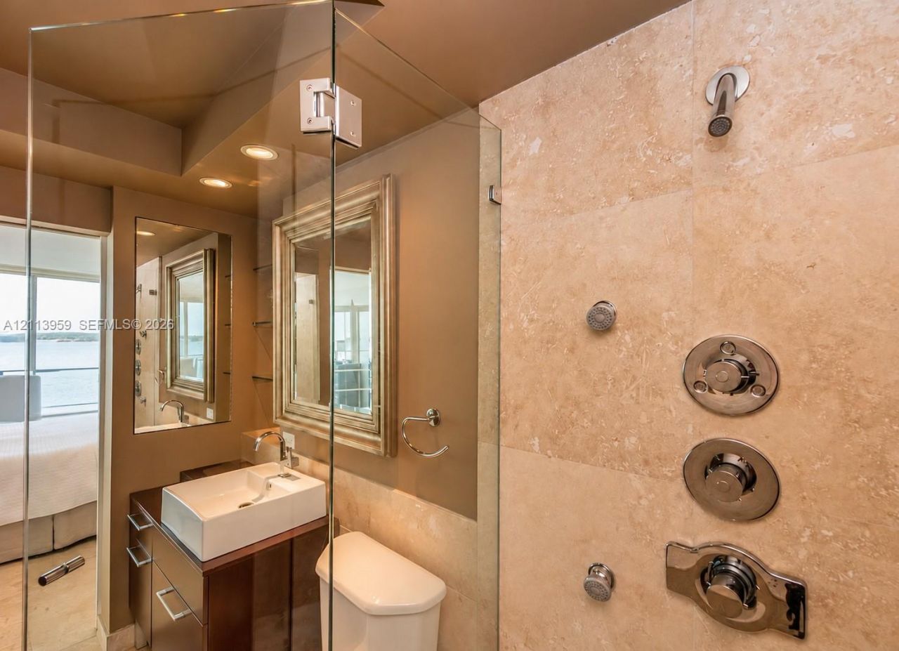 770 NE 69th St , Unit 3H, Miami, FL 33138 Photo