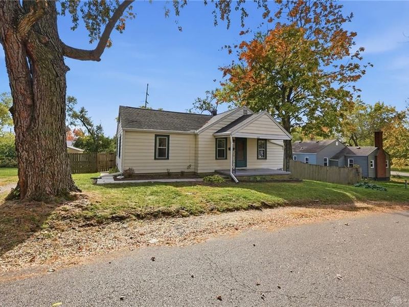 1212 Imperial Boulevard, Dayton, OH 45419 Photo 1