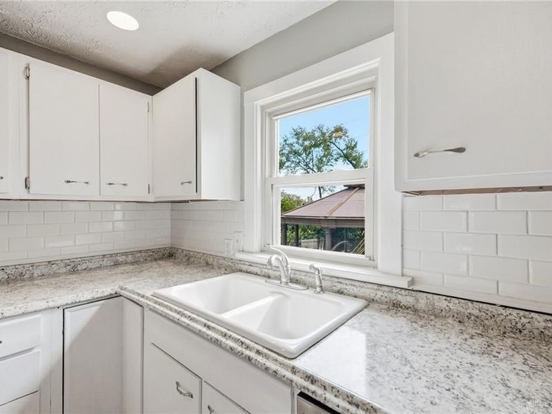 1212 Imperial Boulevard, Dayton, OH 45419 Photo 9