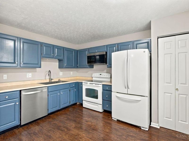 6355 Corbly Road, Unit 13, Cincinnati, OH 45230 Photo 7