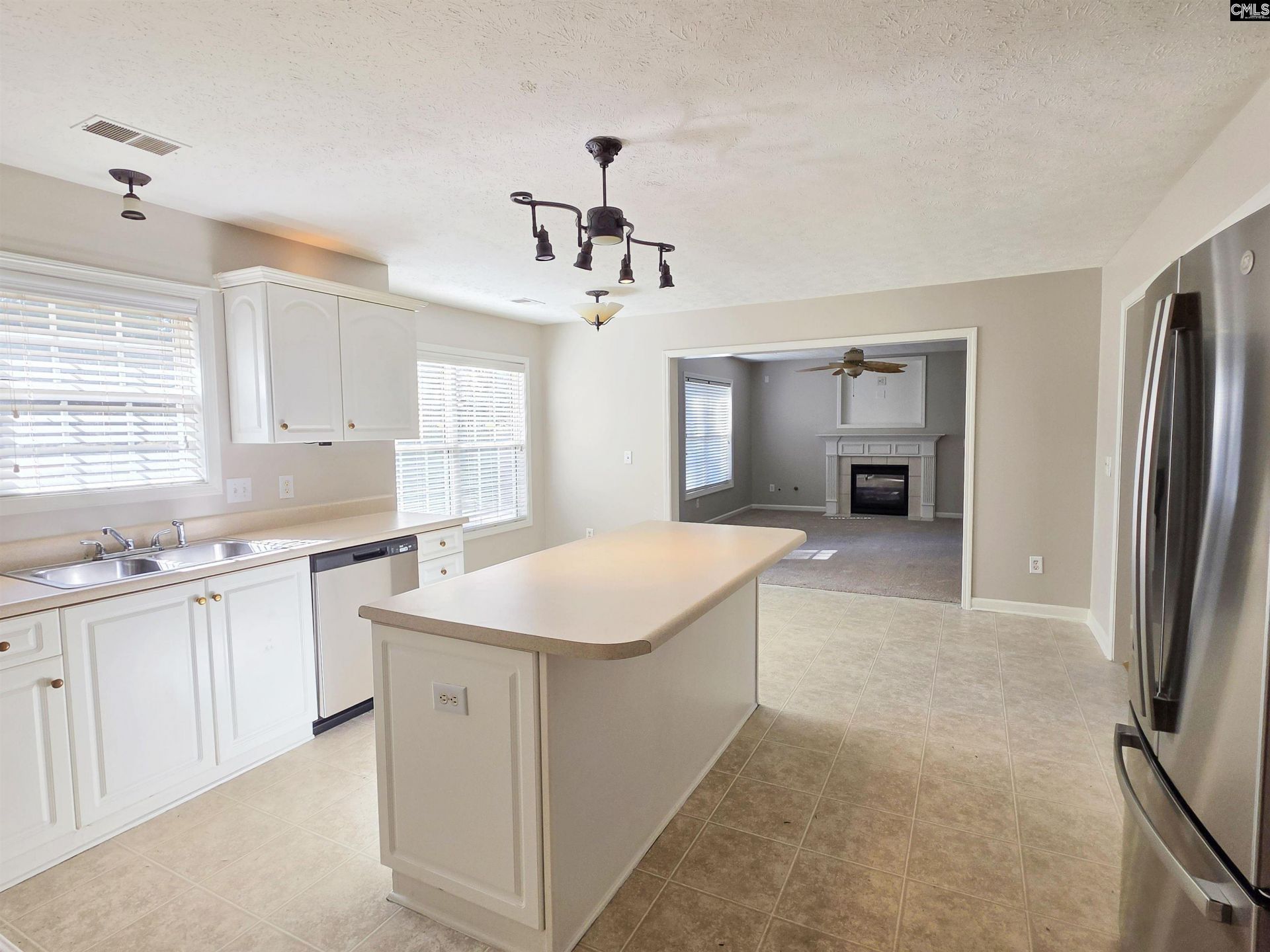1409 Legion Drive Photo 11