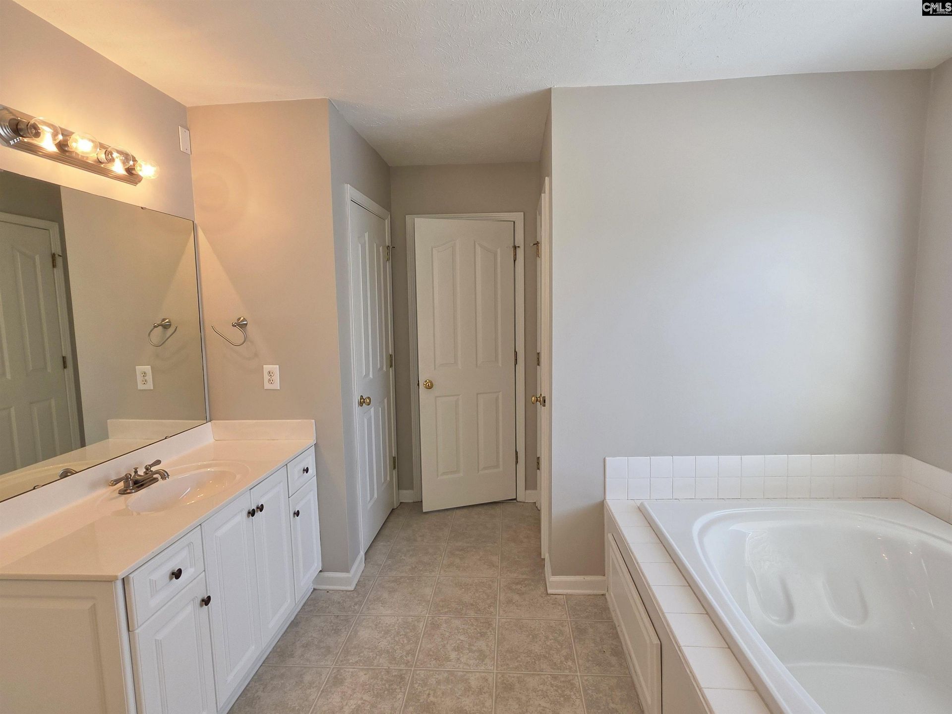 1409 Legion Drive Photo 18