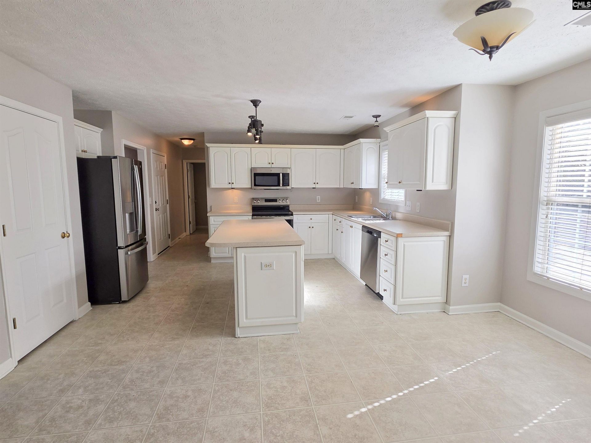 1409 Legion Drive Photo 8
