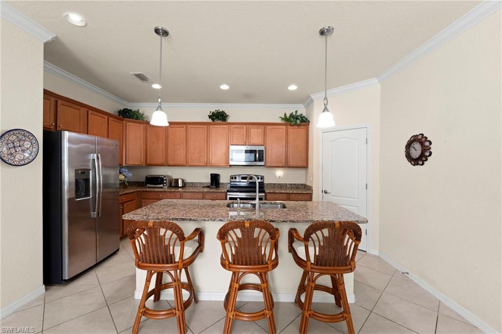 2517 Laurentina Ln , Cape Coral, FL 33909 Photo