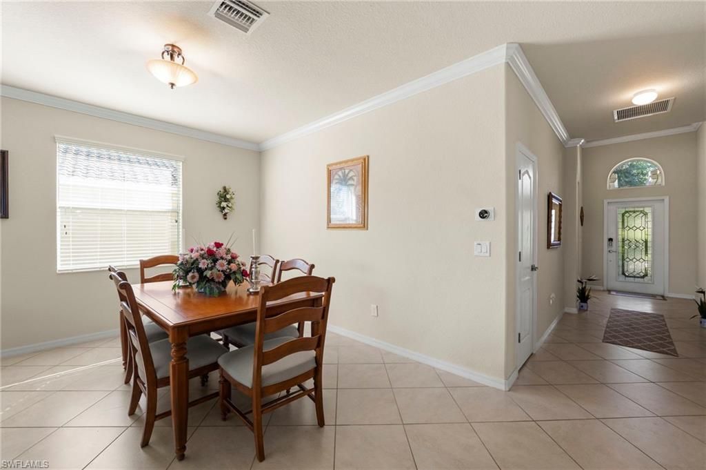 2517 Laurentina Ln , Cape Coral, FL 33909 Photo