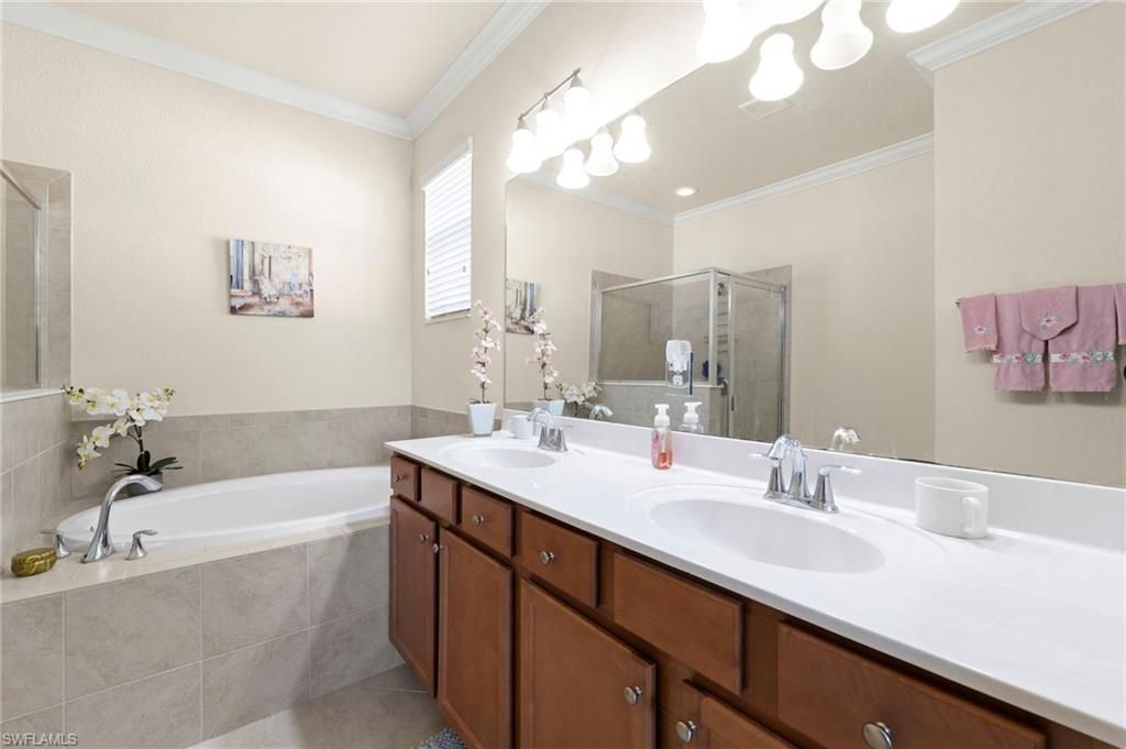 2517 Laurentina Ln , Cape Coral, FL 33909 Photo