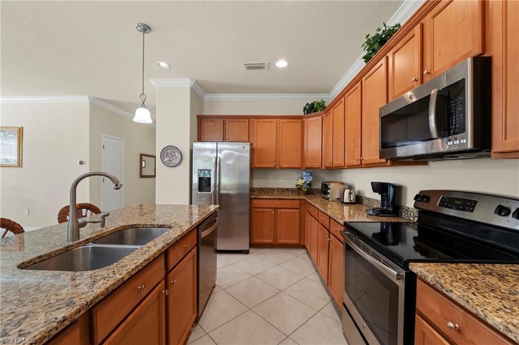 2517 Laurentina Ln , Cape Coral, FL 33909 Photo